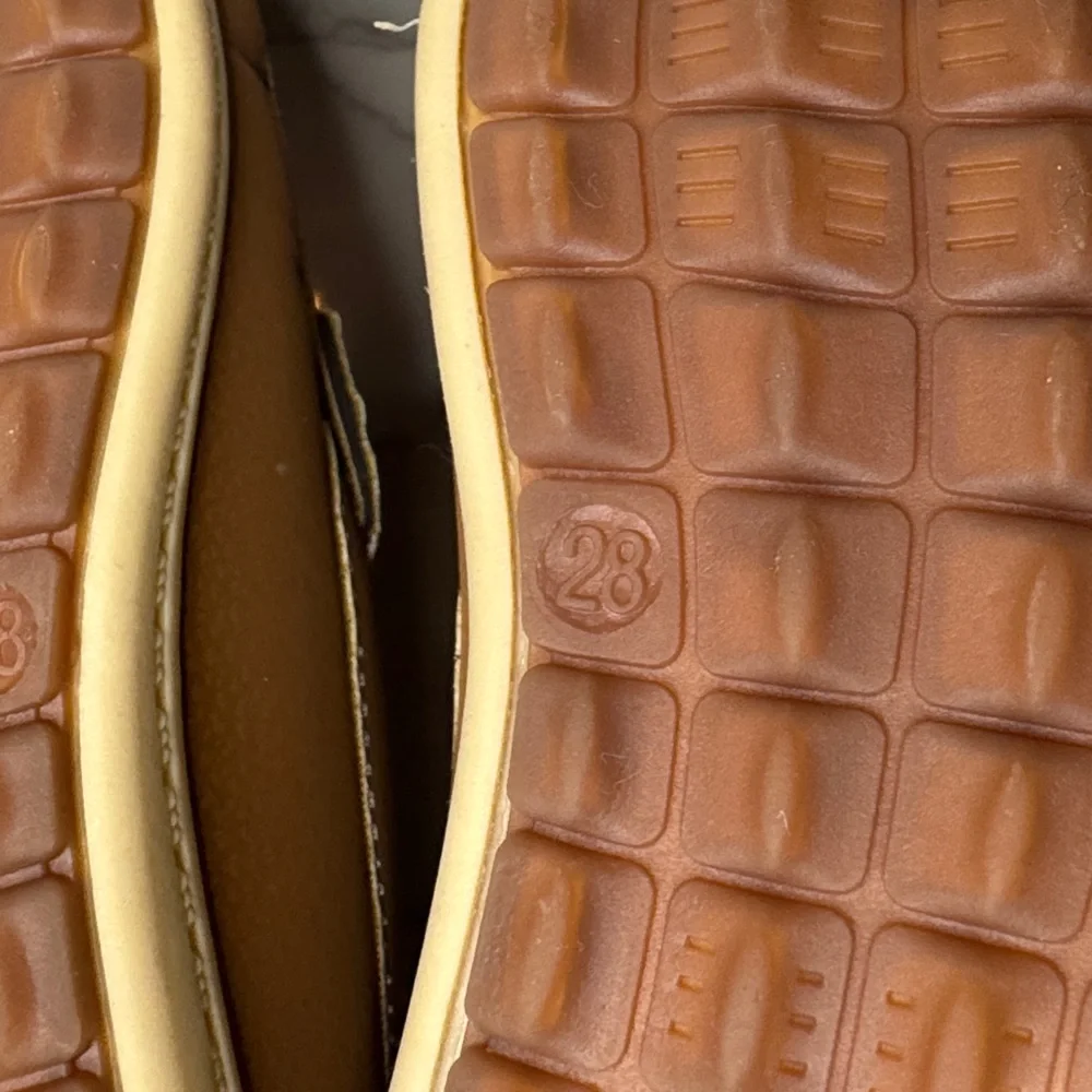 4/$15 Kids Tan Loafers Size